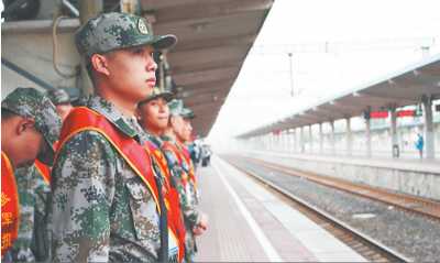 我省出臺優(yōu)撫優(yōu)待政策 鼓勵大學生畢業(yè)參軍入伍 