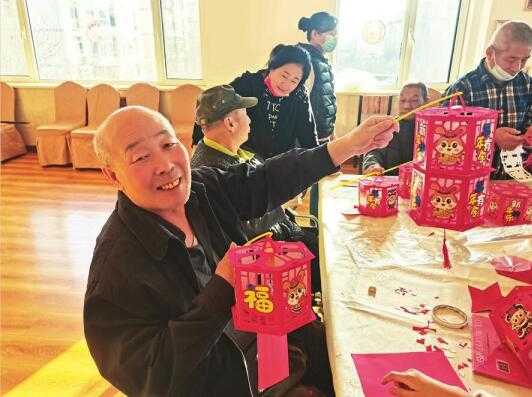 發(fā)展養(yǎng)老事業(yè)和養(yǎng)老產(chǎn)業(yè) 如何托起老年人穩(wěn)穩(wěn)的幸福 