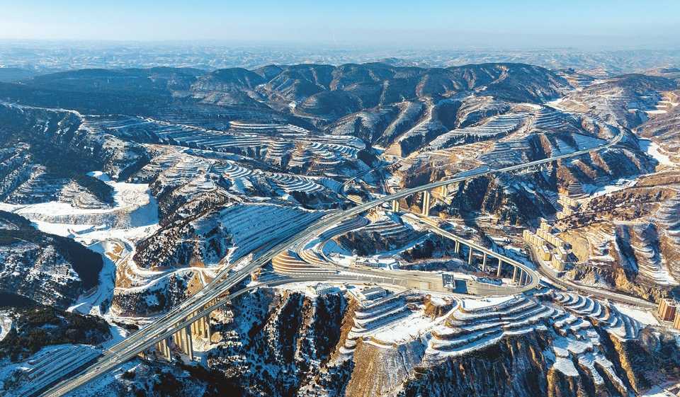 離隰高速建成通車 交口縣結(jié)束不通高速公路的歷史