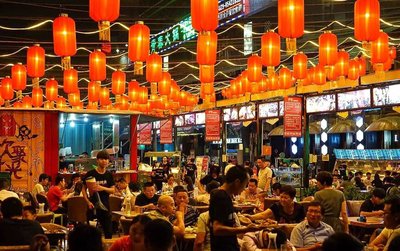 精彩紛呈 萬柏林區(qū)小吃街消夏“美食節(jié)”活動啟幕