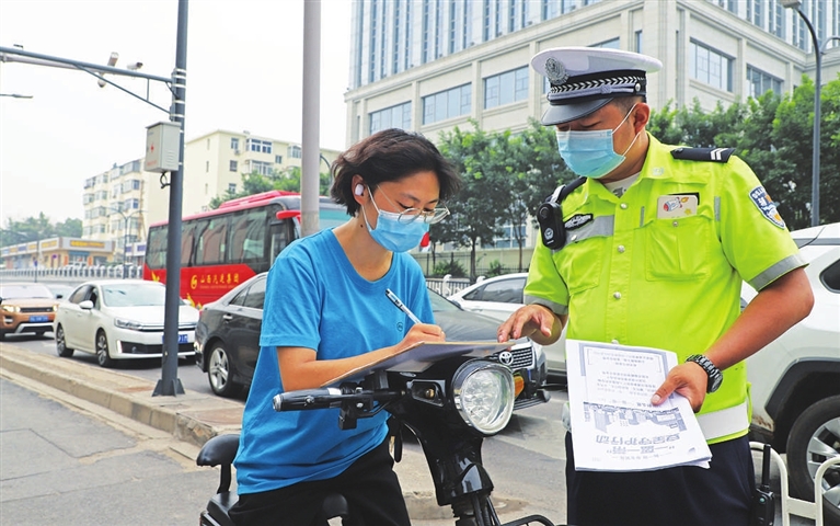 國(guó)慶假期部分醫(yī)院門診時(shí)間調(diào)整 市民就診時(shí)注意