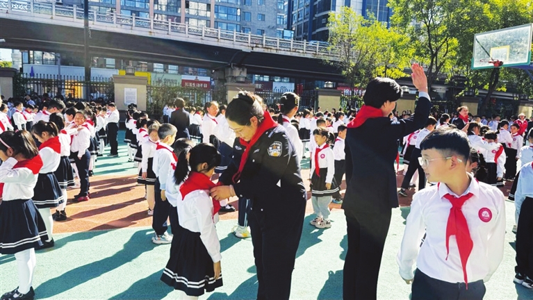 太圖自助圖書館學(xué)府站投入運(yùn)行 滿足市民借還圖書的需求