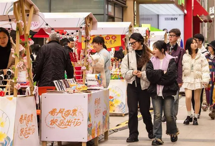 進(jìn)一步激發(fā)消費(fèi)活力 以舊換新受歡迎 汽車家電熱度高